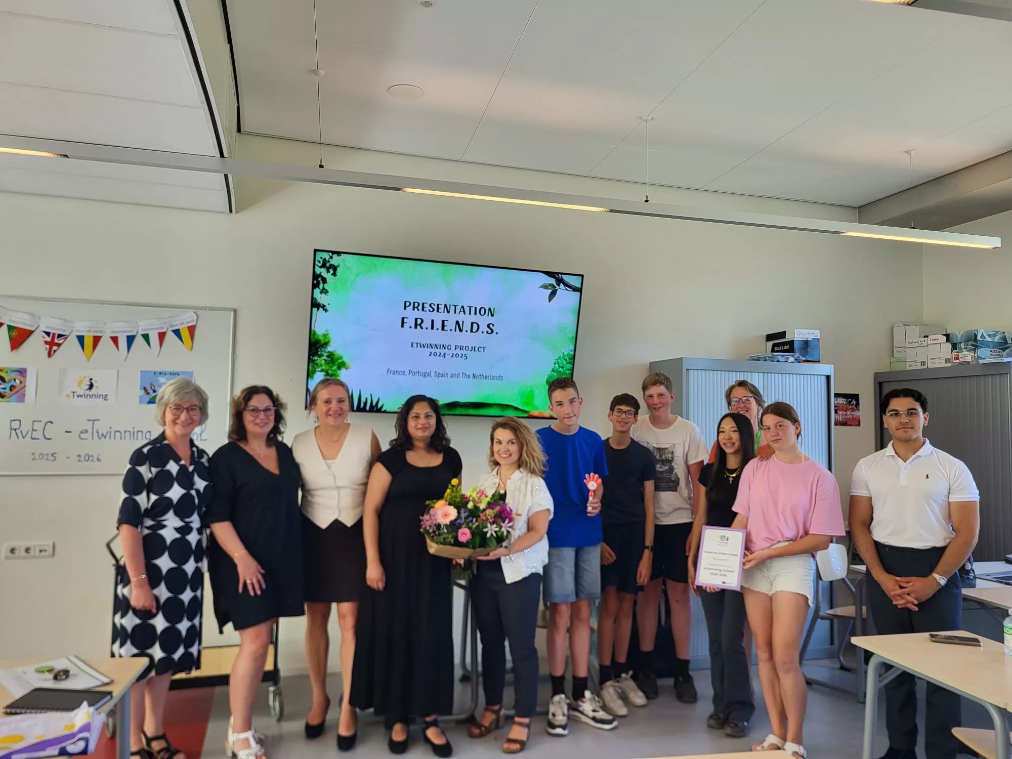 Leerlingen Roelof van Echten College eTwinning School Label